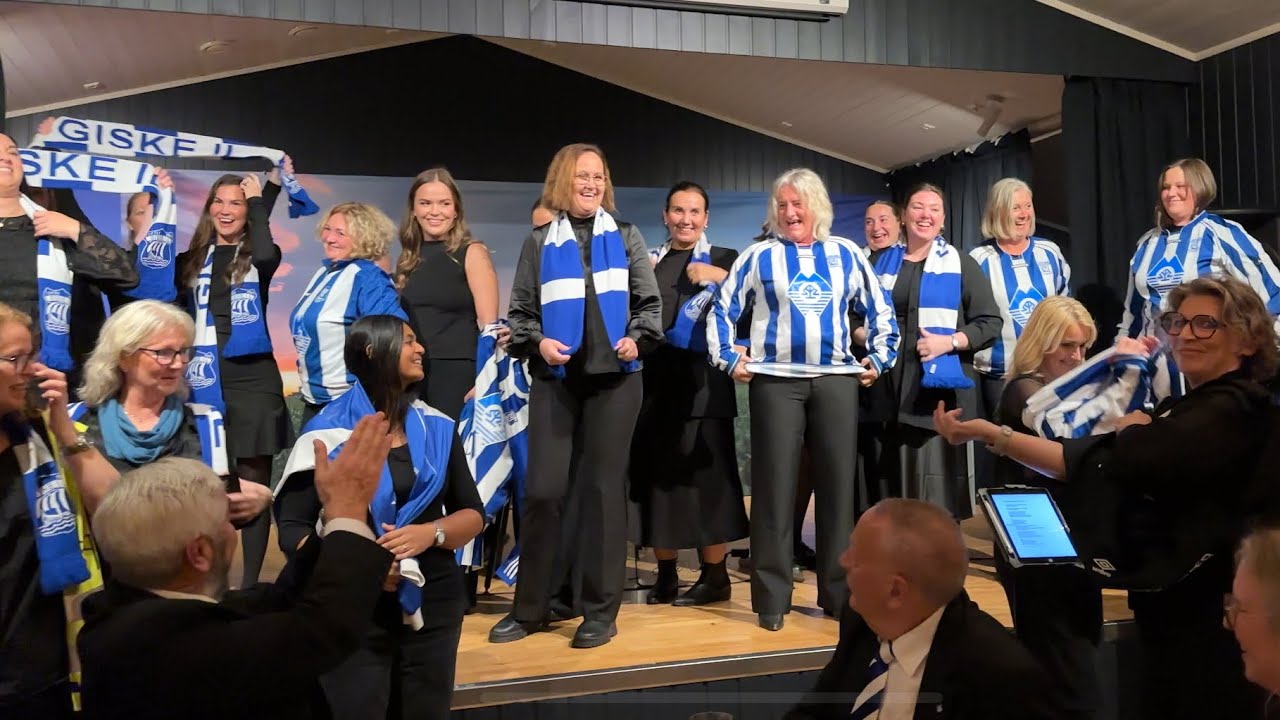 Taretausene - Når nordavinden ruska gøtt i flagga