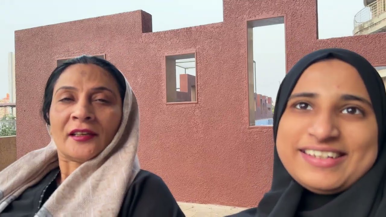Aaj gye bazaar | Building ka tour | market mei ghum gyi thi mei | 