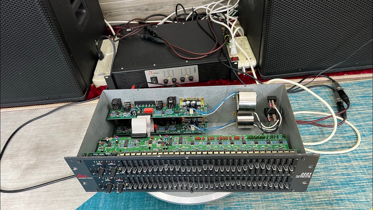 Equalizer limiter DBX 2231 lọc xì bãi xịn made in USA