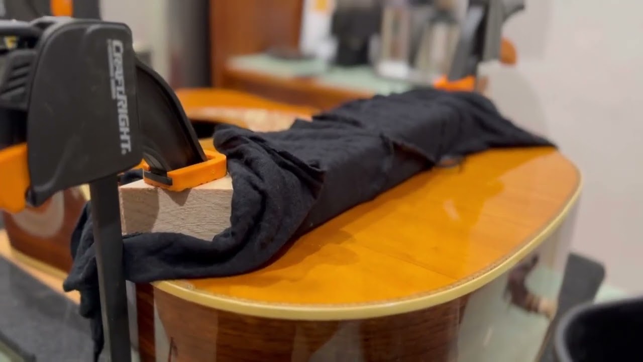 Free Neck Reset for an acoustic guitar - the power of Steam! First attempt 😅