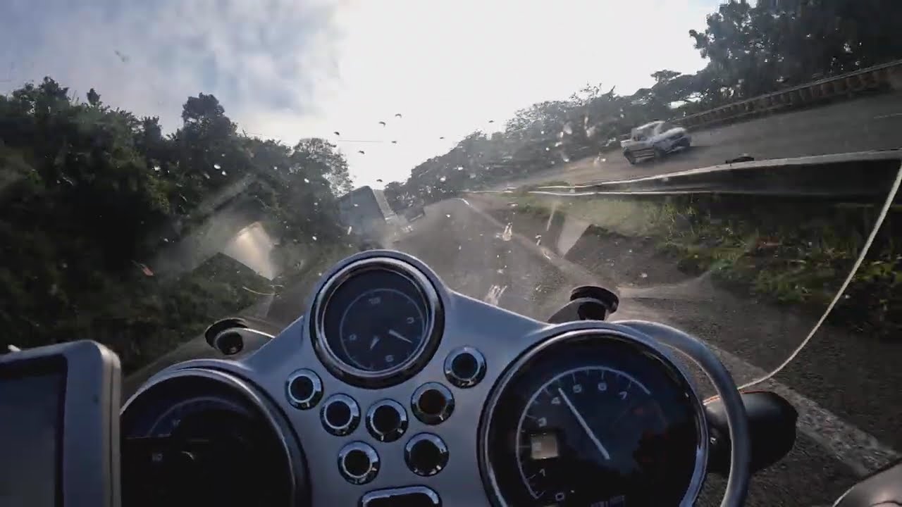 Bmw R1150R Uphill Battle