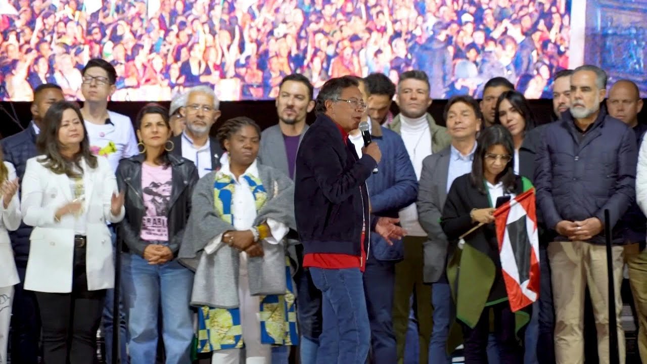 'We do not kneel': Colombian president defiant in response to US sanctions | AFP