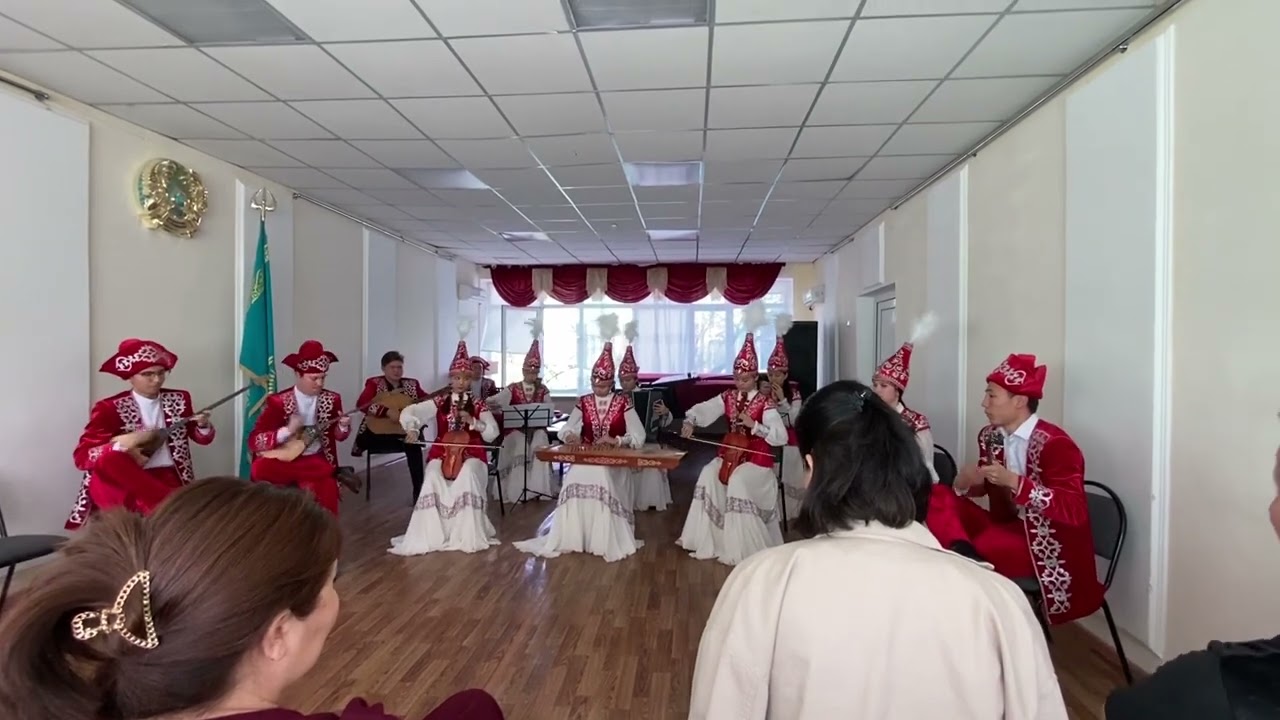 “Терісқақпай” Әлшекей.”Науайы” ансамблі