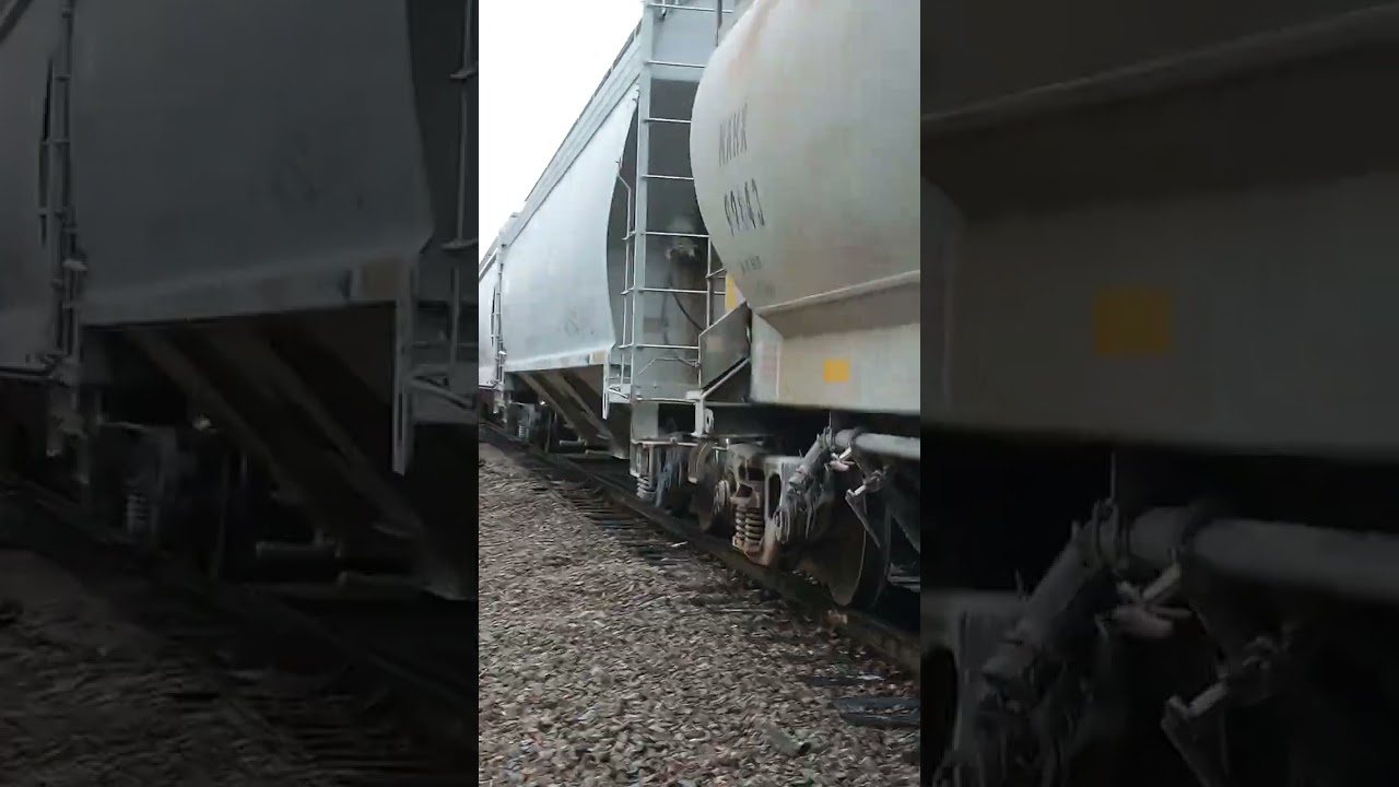 Trains Through Snow part 1 (recorded with.  @Trainfan-x25t #csxrailroad #railroad #train #railfan