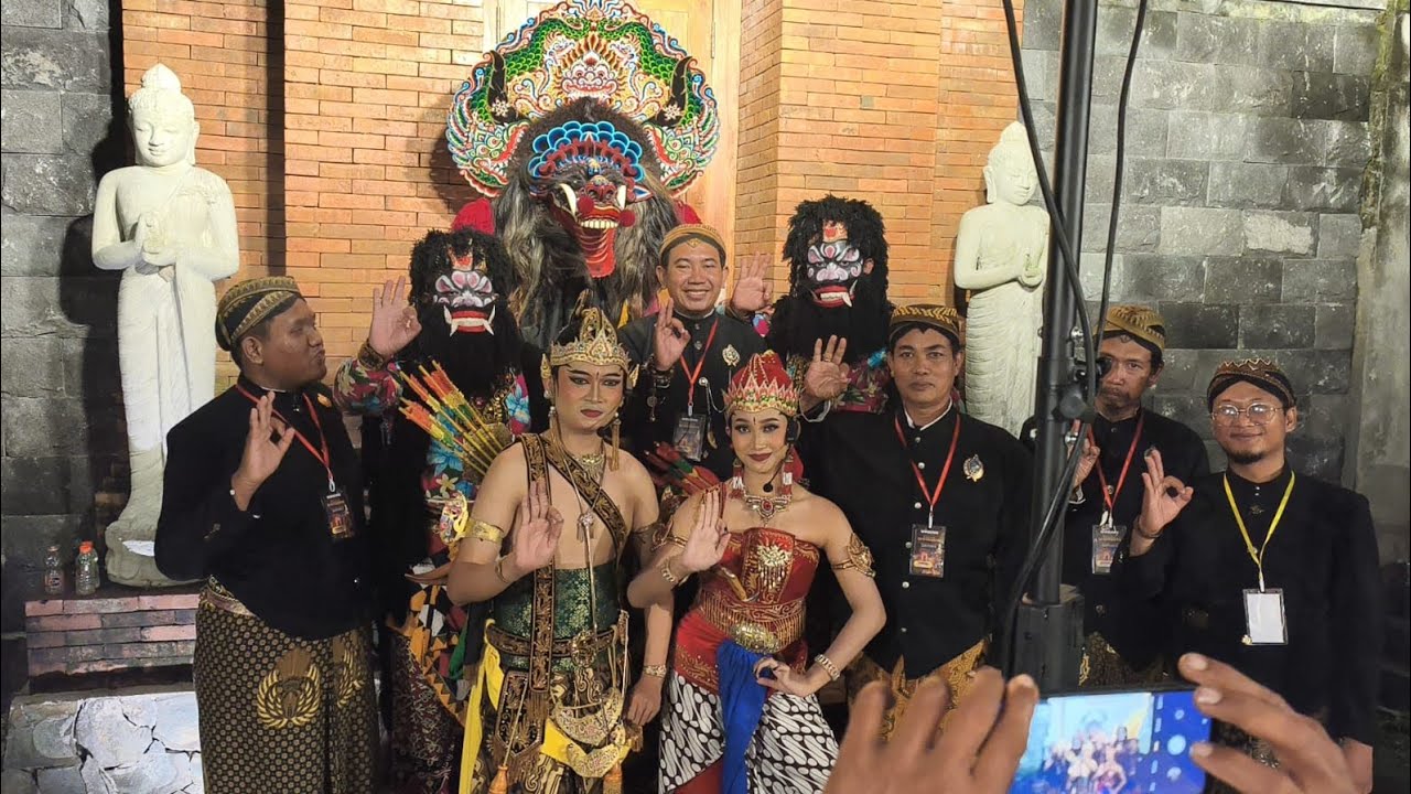 Gladi Resik PURNAMA BADRA ING NDALEM DEWOBROTO