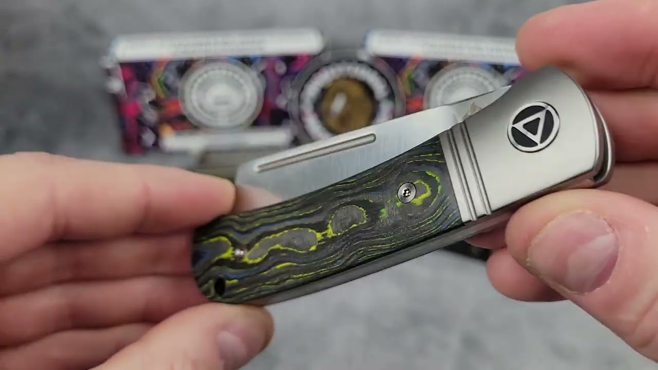 Exclusive CamoCarbon Hedgehogs - Gecko vs 80s