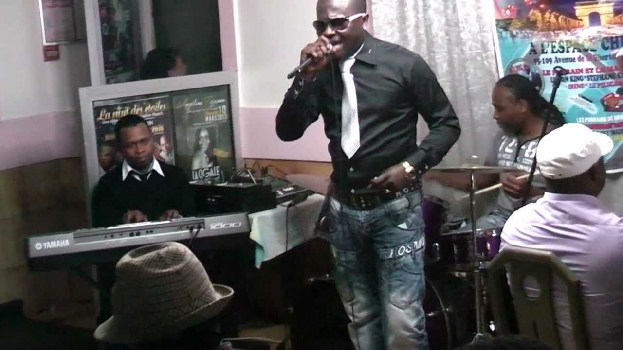 Franck Chaleur Un Crooner au Foufou Club