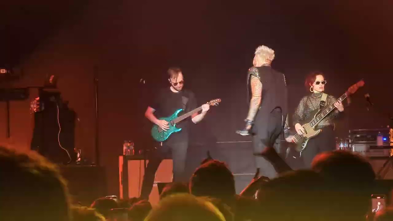 Adam Lambert Stone Cold Crazy Köln Palladium 10.06.2023