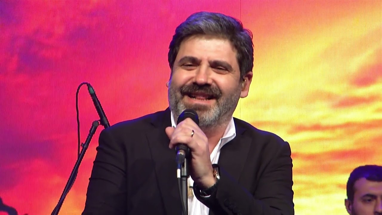 Ender Balkır - Ezim Ezim Eziliyor Yüreğim