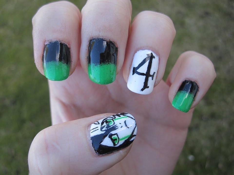 Bleach: Ulquiorra Schiffer nail art