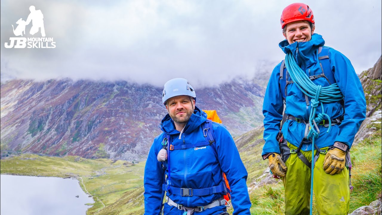 Scrambling / Mountaineering part 2. Scrambling techniques such as chest / alpine coils and belays.