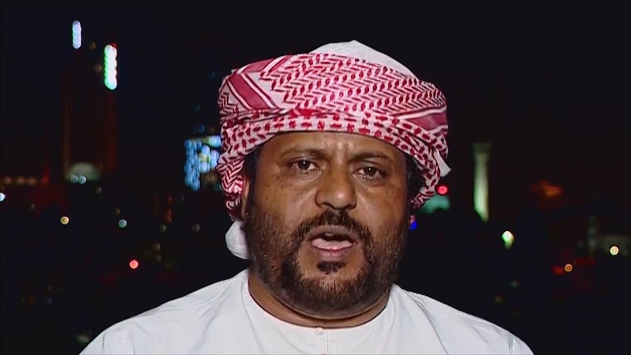 شيخ مشايخ سقطرى عيسى بن ياقوت للمهرية: نطالب الرئيس هادي بتخصيص وسائل نقل جوية وبحرية لأهالي سقطرى