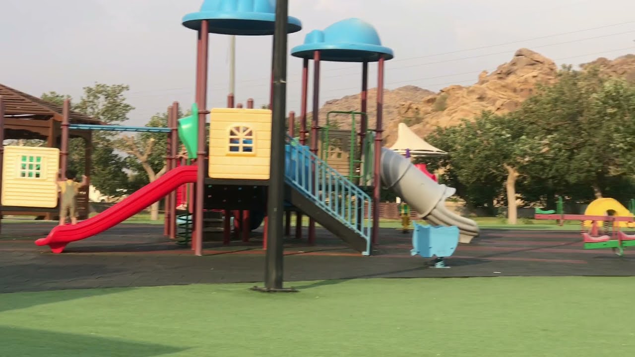 يوم لطيف في مكان لطيف 😍مع تساقط الامطار🌧#حديقة الملك عبدالله ١٤٤٣هـ