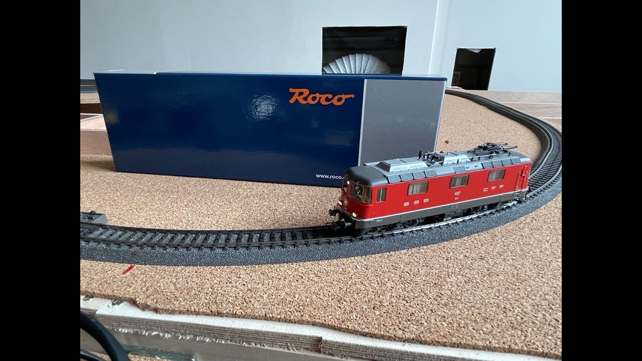 Roco SBB Re 4/4 - unboxing en eerste ritje
