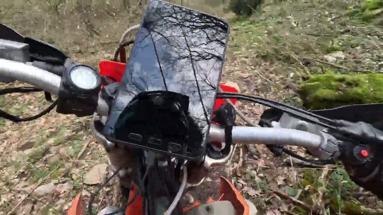 1: KTM 525 EXC: Missione Lago del Turano 
