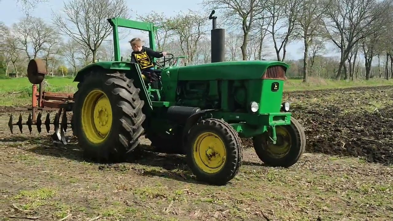 Grubbern mit John Deere 3130ls