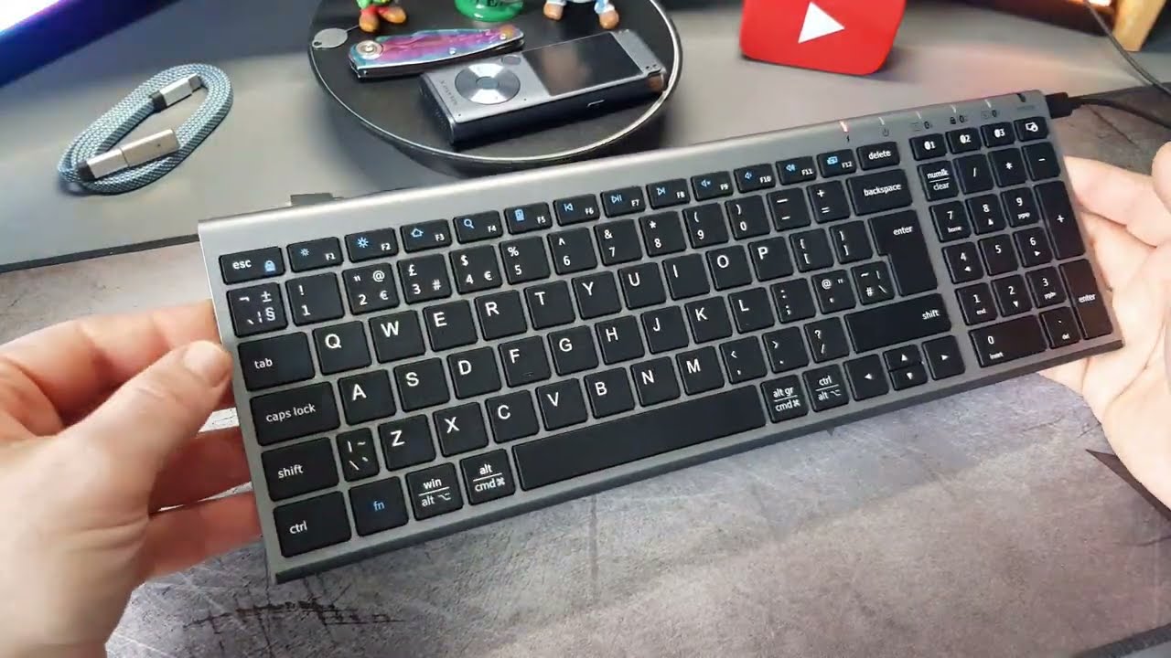 How to Connect and Switch Devices on the iClever-BK10 Wireless Keyboard