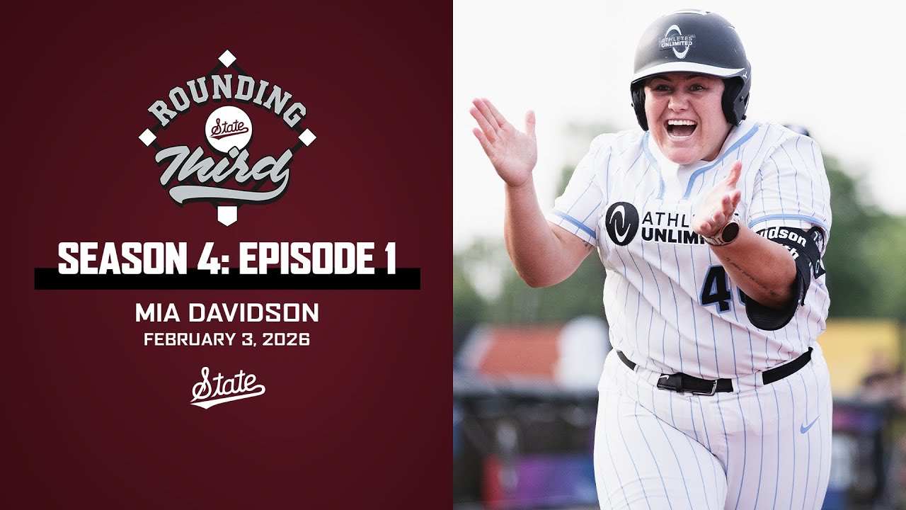 SOFTBALL | Rounding Third - Mia Davidson