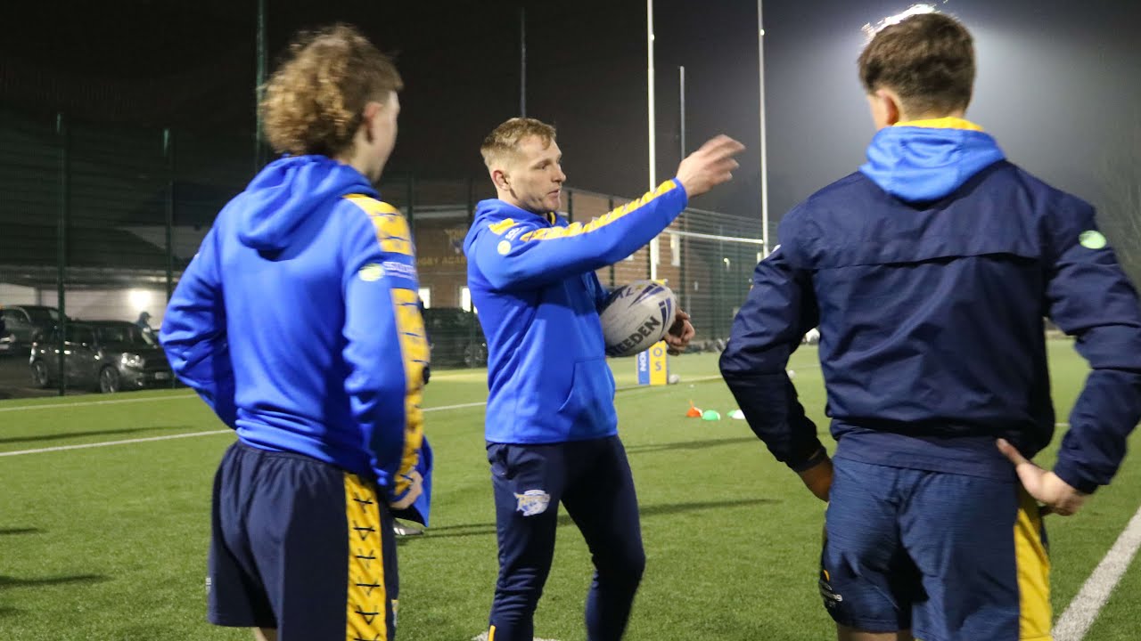 Behind the Scenes: Dwyer hosts skills session with Rhinos Scholars