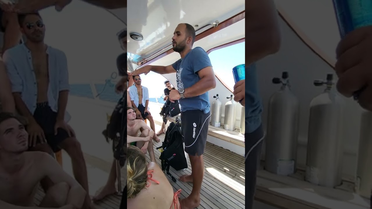 Briefing before diving from a boat