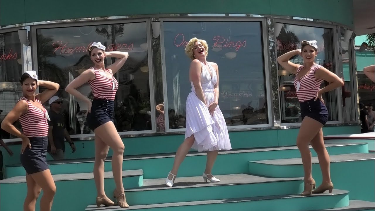 Marilyn Monroe Street Show at Universal Studios Orlando 2024