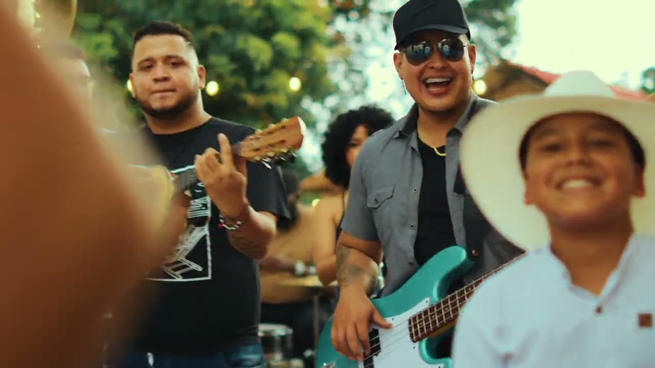 LA MX BANDA POPURRI DE PANDORA