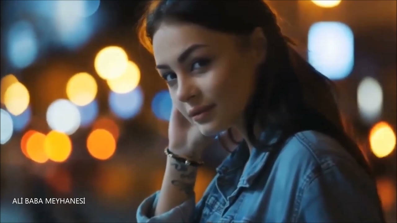 Su Gibisin - Emre Altuğ / Thelo Na Do - Sotis Volanis