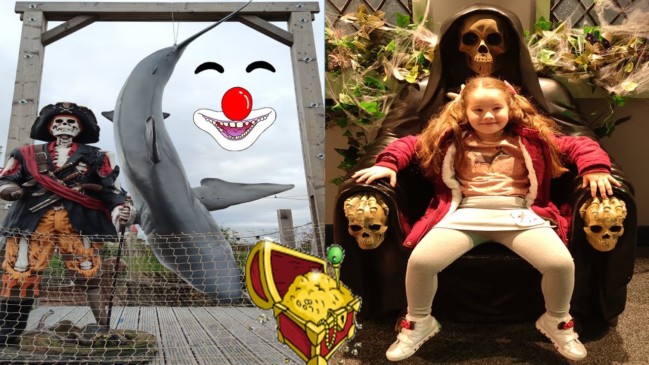 Happy Halloween/ House of Horror