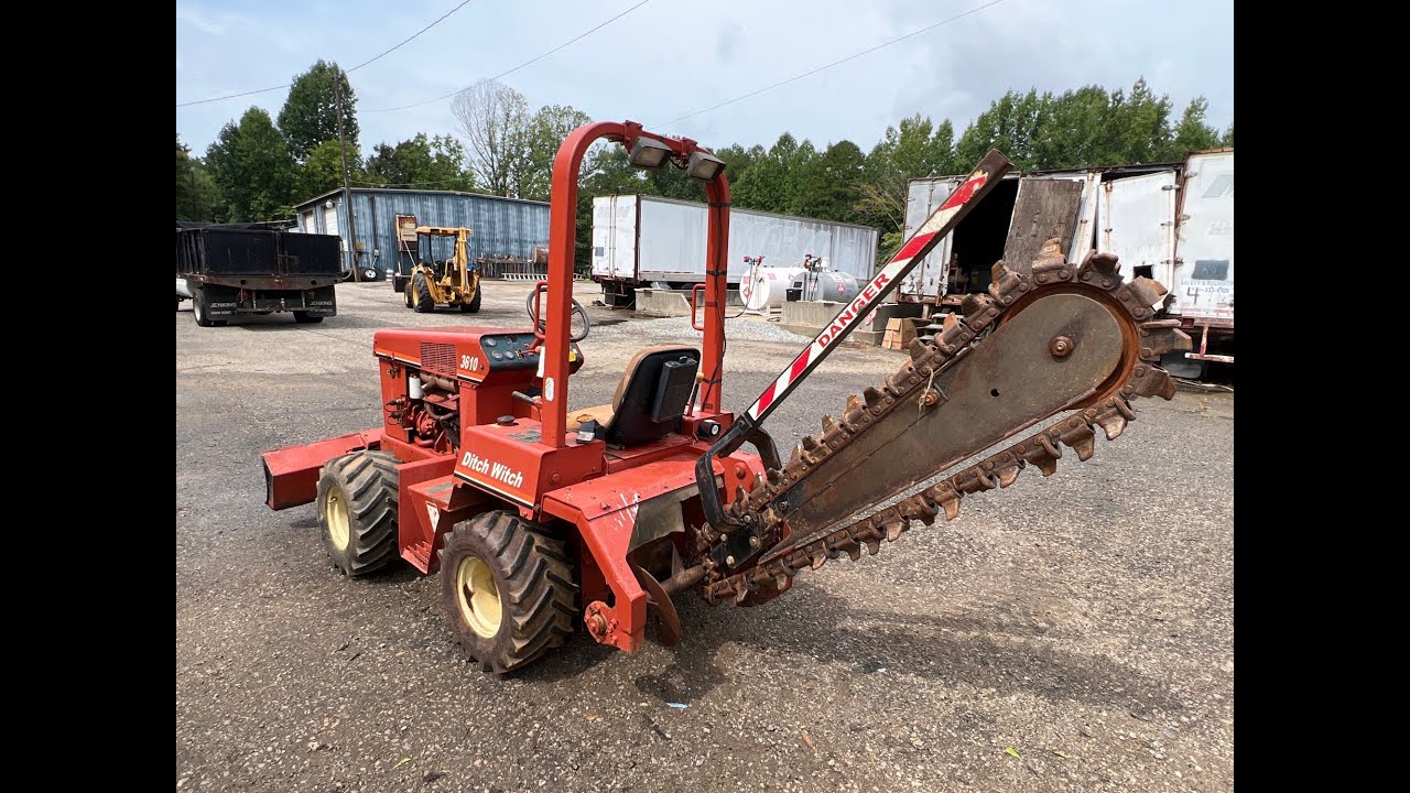 Ditch Witch 3610 Ride-On Trencher