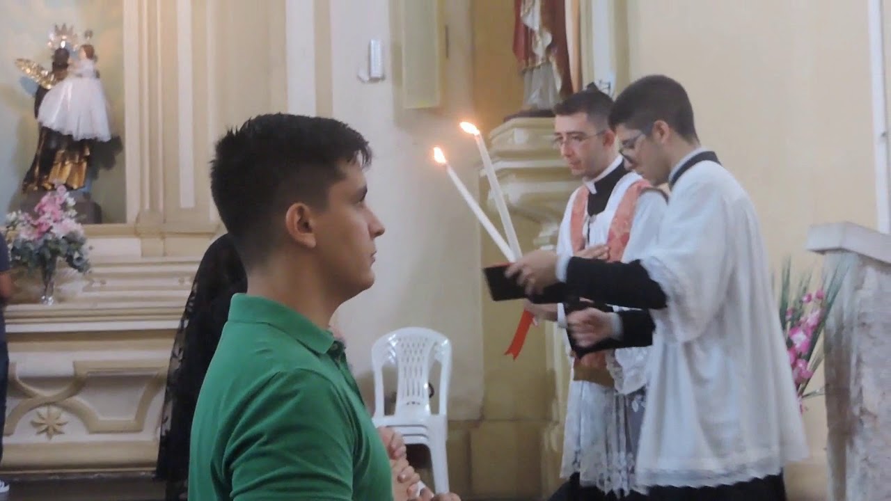 Benção da Garganta por ocasião da Festa de São Brás - IBP, PA.