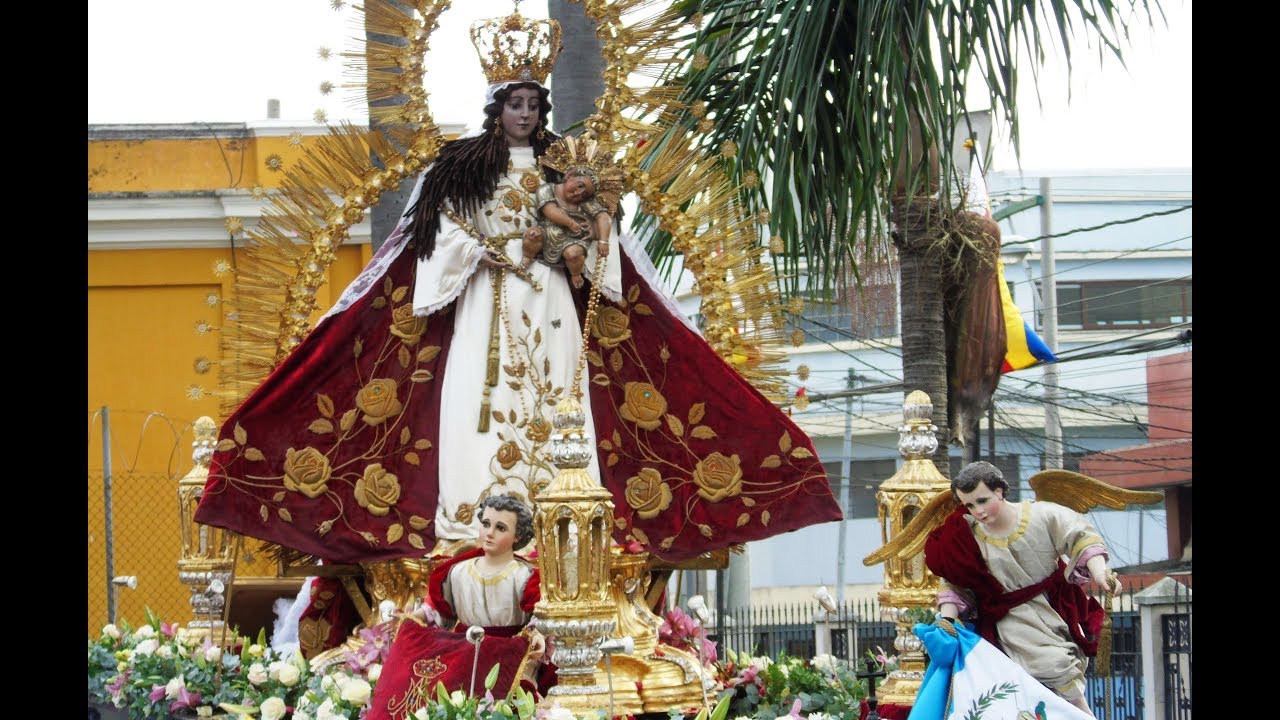 Virgen del Rosario 85 Años Coronación Pontificia 2019 Procesión Guatemala
