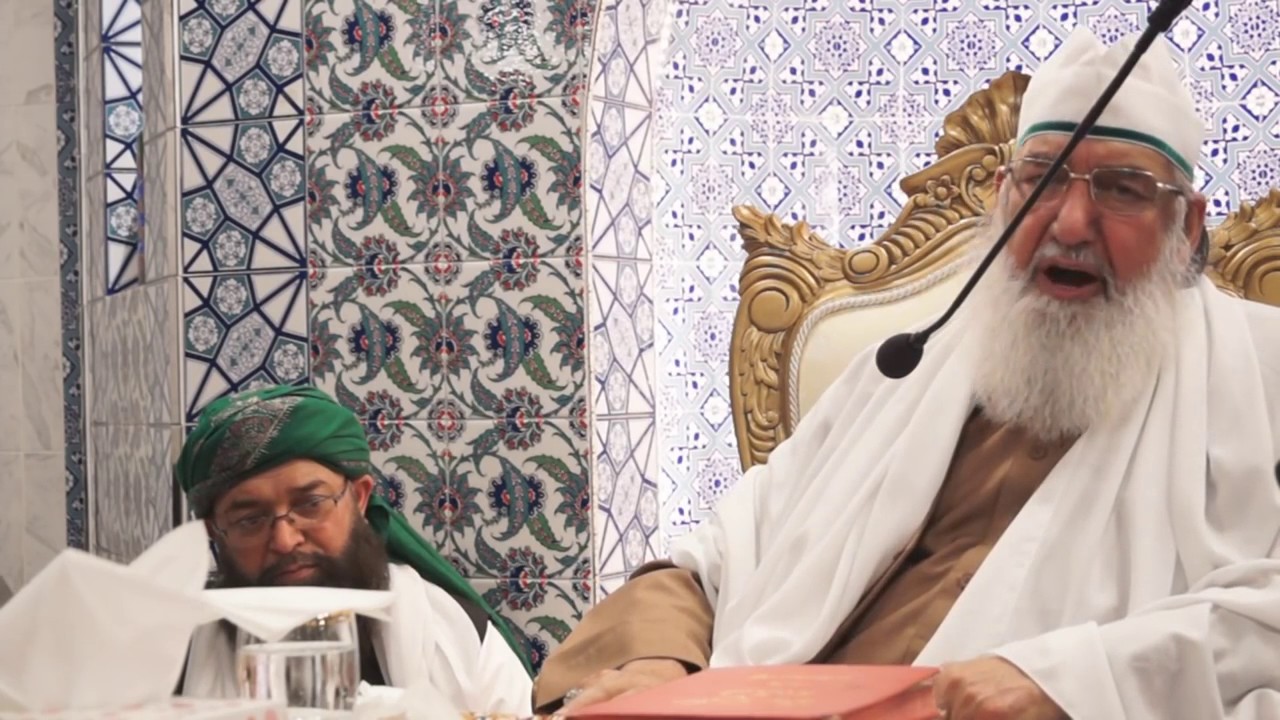 02 Huzoor Shaykh ul Alam Hazrat Pir Alauddin Siddiqui Sahib Dars e Masnawi