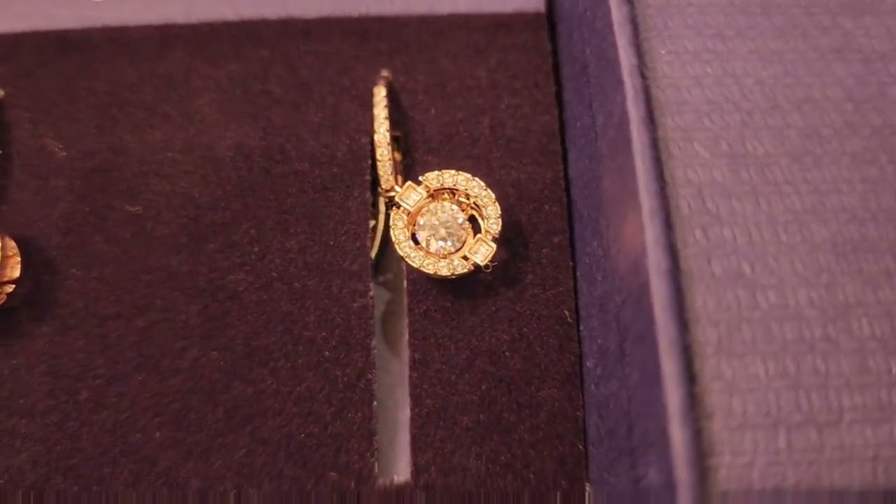 Beautiful SWAROVSKI Swan Necklace and Earrings (Rose-Gold Tone) UNBOXING