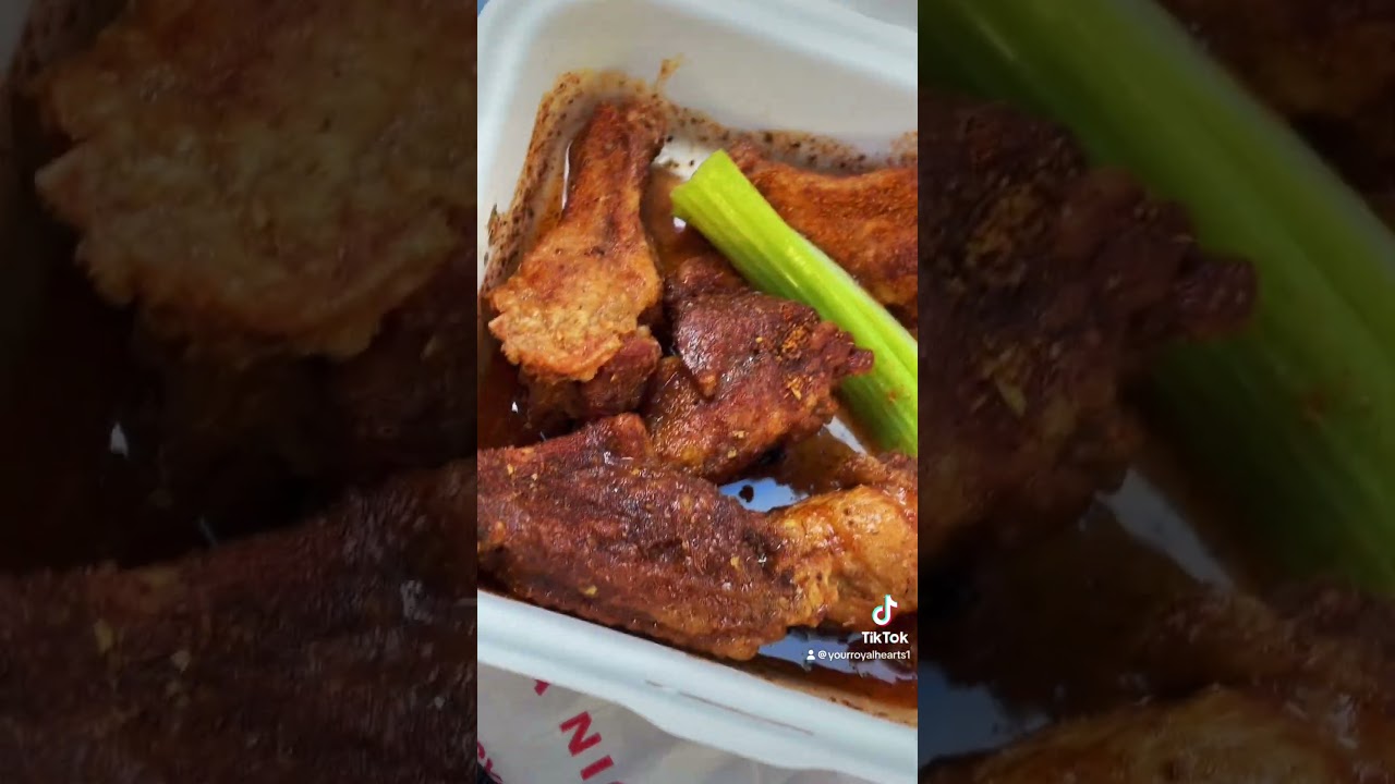#honeyoldbay, #sweetandspicy. Have to try these #wings so good. #Eatup #lifestyle #foodie #yum