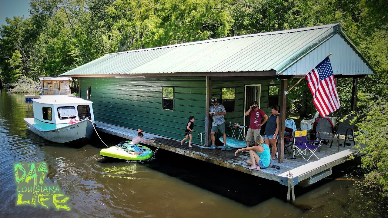 Houseboat Adventures - Crawfish Boil at 