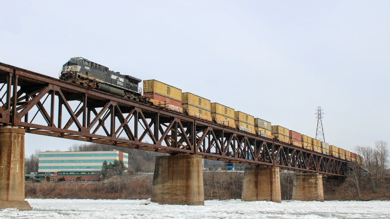 NS 11Z over the frozen Susquehanna river!