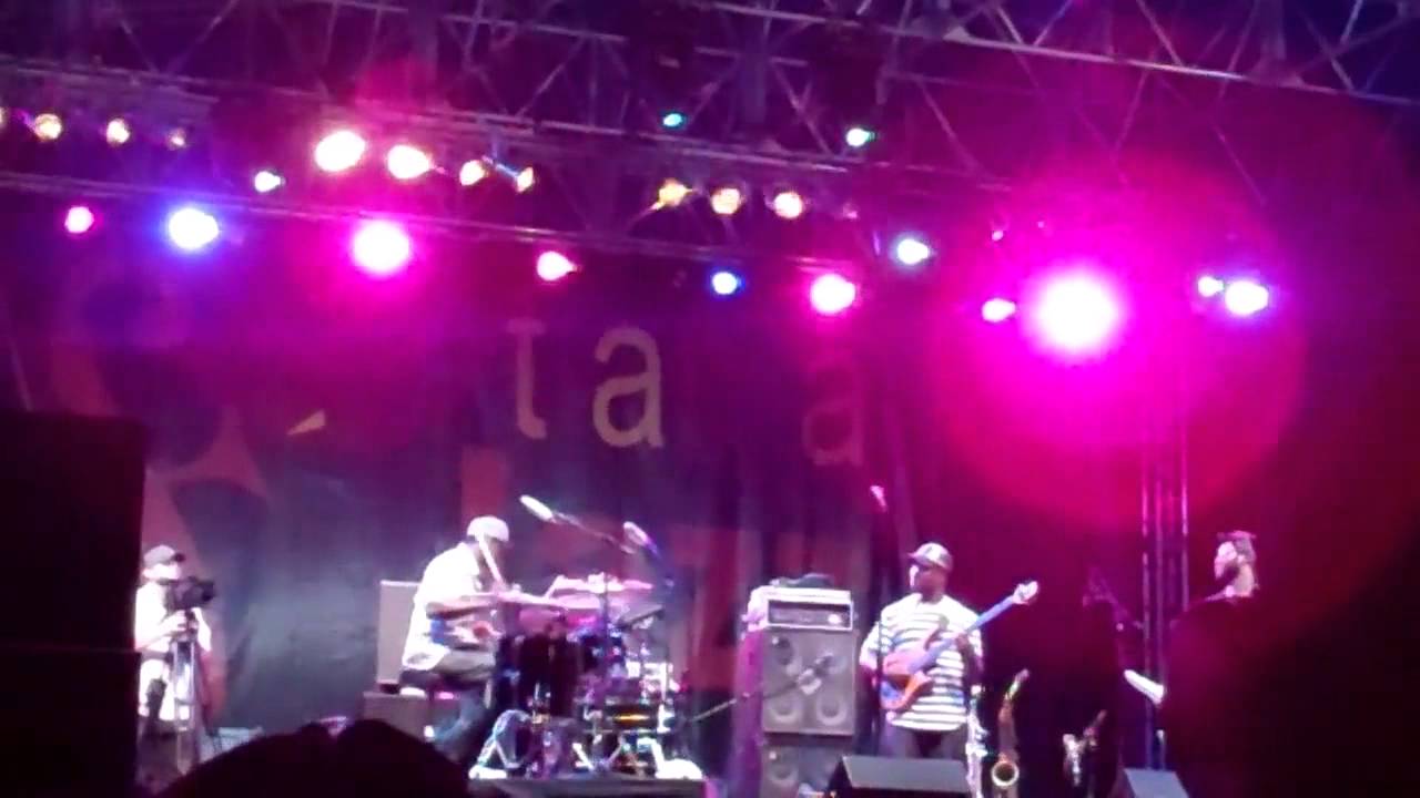 Robert Glasper Experiment (Lift off) 1 live at the Atlanta Jazz Festival
