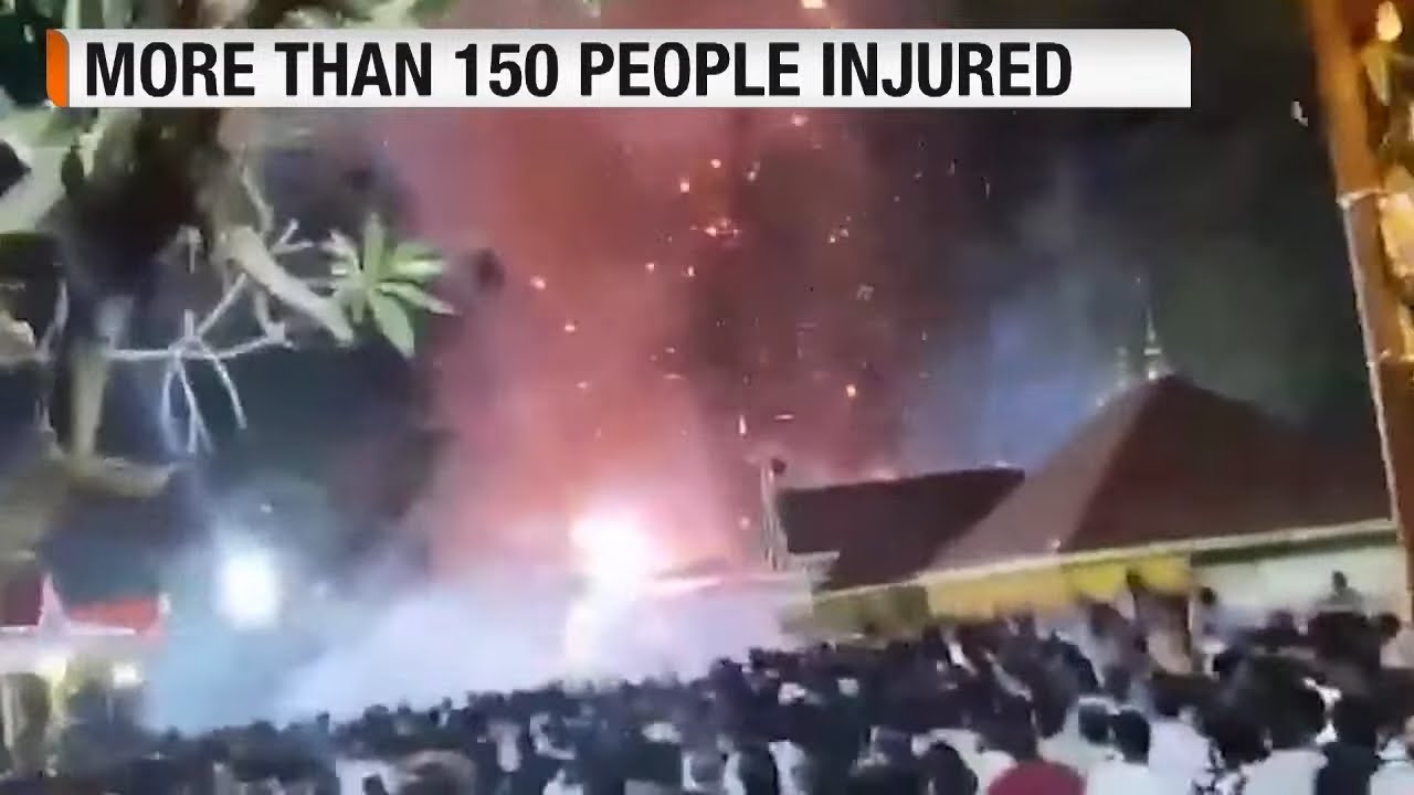 LIVE | KERALA | Over 150 Injured in Fireworks Accident During Kerala Temple Festival | News9