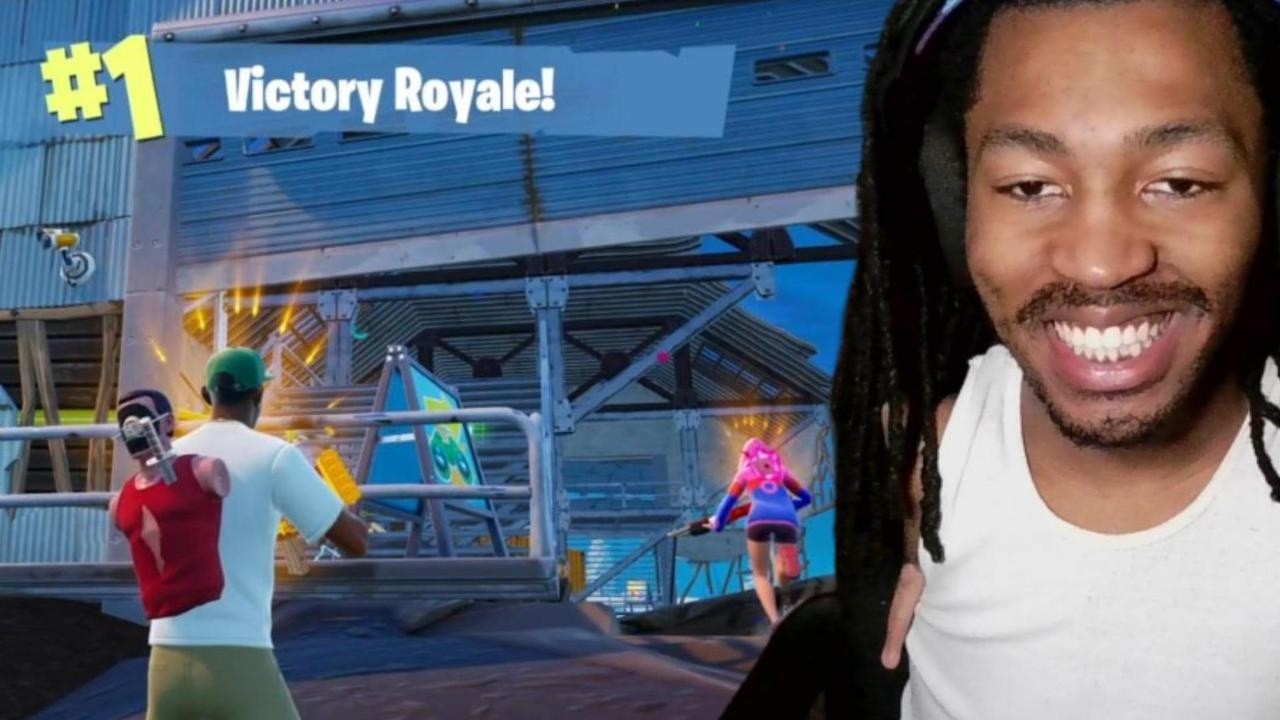 Стример без рук против настоящего Fortnite‼️‼️ (Камера, снимающая ноги, активирована🦶🏾)