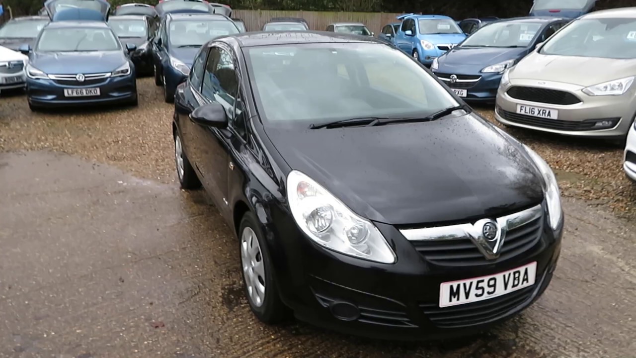 VAUXHALL CORSA 1.4i CLUB 3 DOOR AUTOMATIC