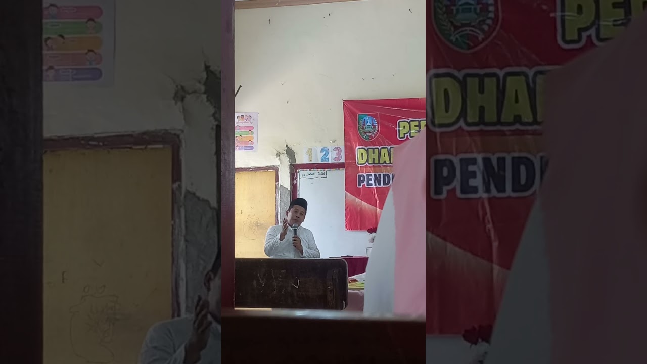 Pengajian Dharma Wanita Persatuan Kec.Tembelang di SDN Mojokrapak 1