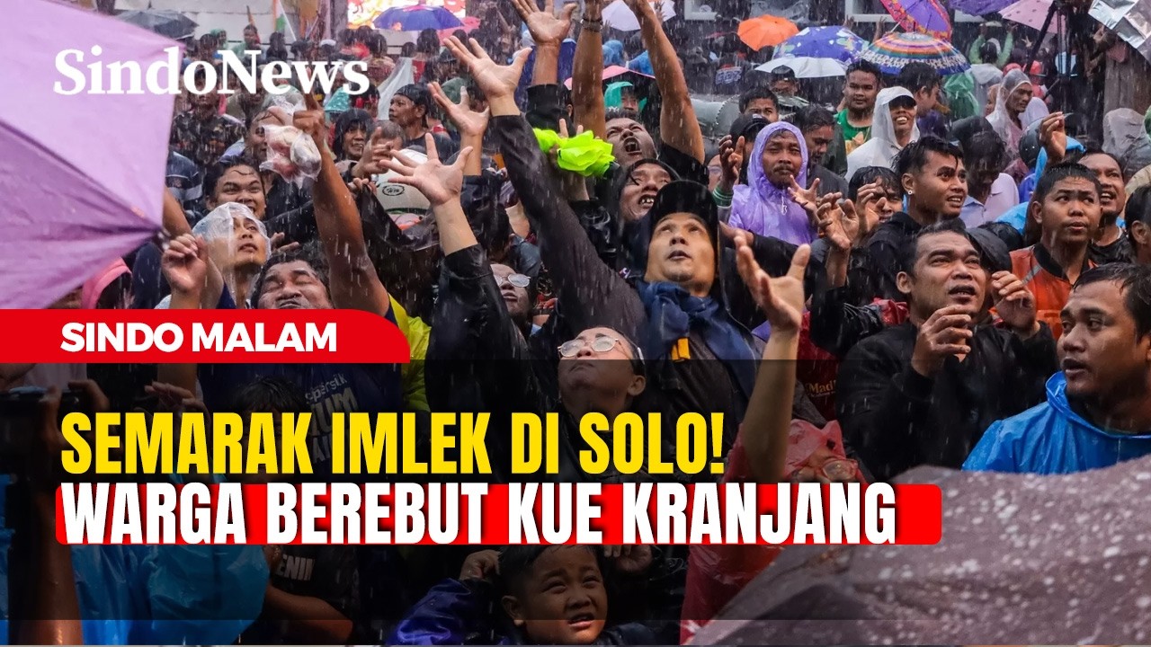 Semarak Imlek, Warga Berebut Kue Kranjang di Solo, Jateng | Sindo Malam | 16/02