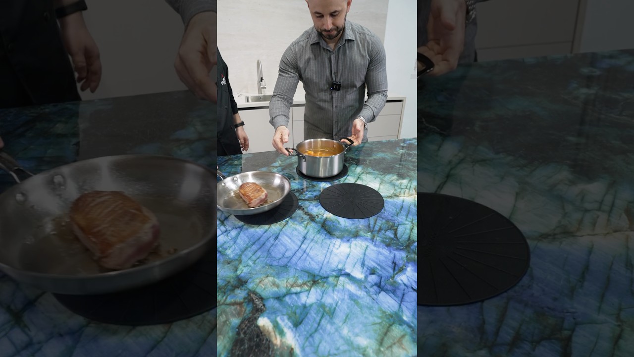 Благодаря Invisacook теперь можно готовить прямо на кухонном острове.