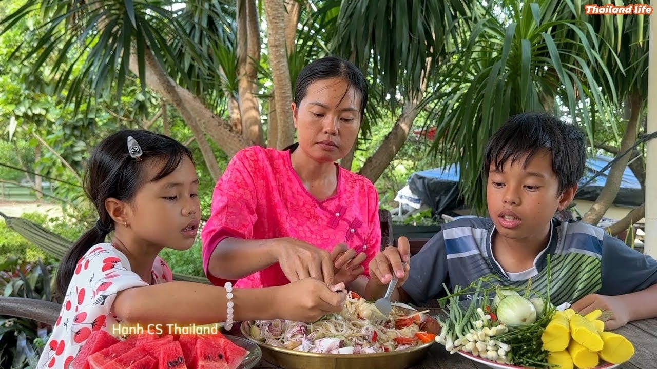 #428 Đi Chợ Chiều Mua Tôm Mực Làm Gỏi Đu Đủ Món Ngon Đặc Sản Thái Lan