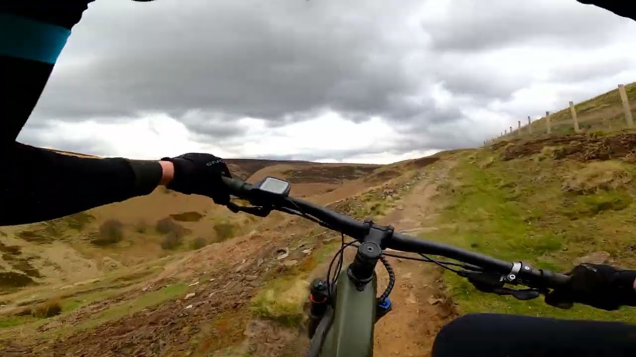 Peak District Electric MTB Tour ⚡ Trek Rail E-bike . Cut Gate, Ladybower, Edale.