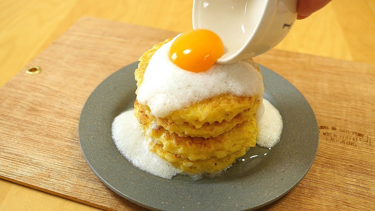 Trick Recipes : TKGY Tamago Kake Gohan Yaki pancake style 卵かけご飯焼き パンケーキスタイル
