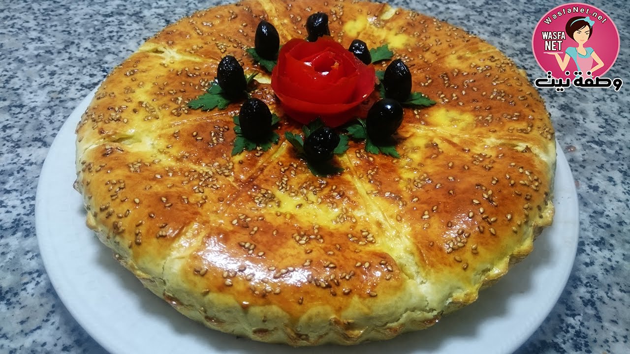 خبزة سهلة التحضير بحشوة لذيذة ( خبز محشي )