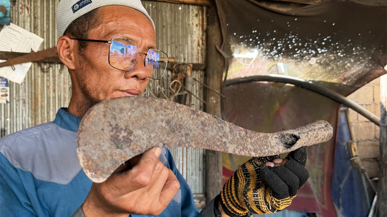 DON'T THROW YOUR RUSTY KNIFE AWAY ( HOW TO RESTORE A KNIFE )