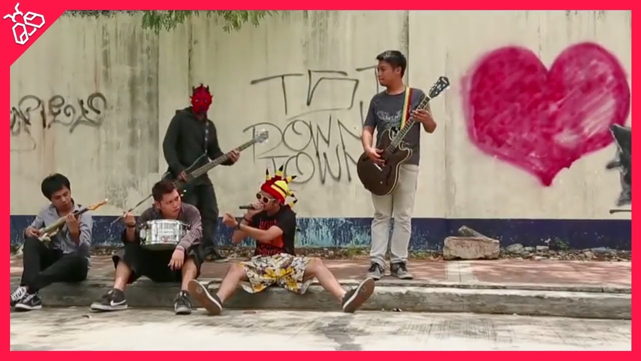 Hoodlum - 