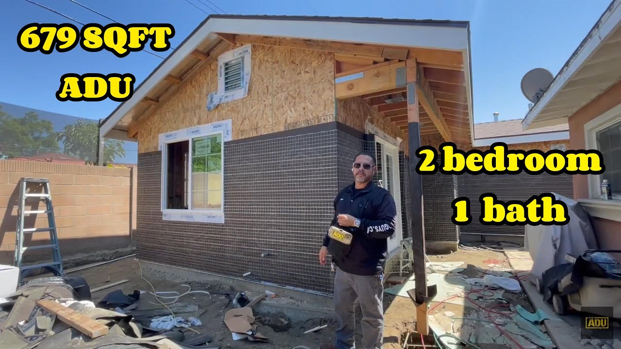 SANTA ANA NEW ATTACHED 679 SQFT 2 BED 1 BATH ADU